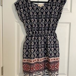 Short sleeve dress with pockets